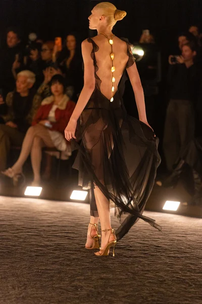 Look 49